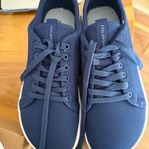 Navy Mesh Feelgrounds Barefoot Sneakers Mens Size 8/Womens Size 10